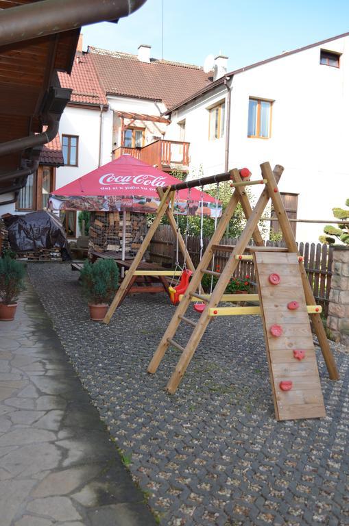 Hotel U Kapra Lázně Bělohrad Exterior foto